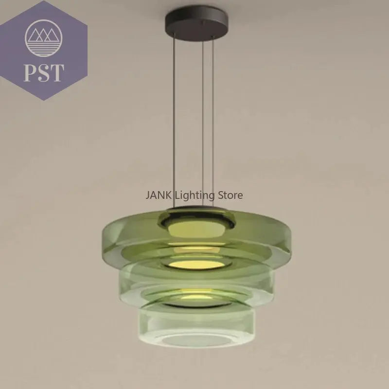 Elegante Glas-Chandelier für modernes Wohnen PST PS Tradings  PST PS Tradings  PST PS Tradings